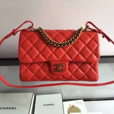 CHANEL2016秋冬新款現貨首發，頂級進口原版山羊皮，正品開模，手提斜挎單肩包，內部三格層帶拉鍊口袋，頂級做工與原版零距離，只追求最高品，不做底品質底價位，走獨家路線，現貨，現貨，現貨首發，大號尺寸28*18.5*1