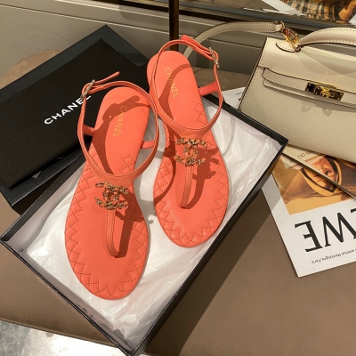 CHANEL香奈兒 2020SS新品雙C鏈條夾腳涼鞋 頂級品質！羊皮鞋面，內裡墊腳為綿羊皮，義大利真皮大底，Size 35-40（41可定做）