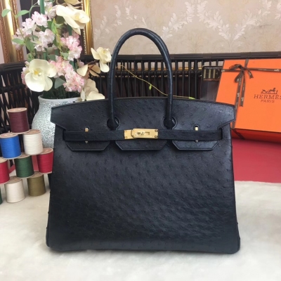 愛馬仕Hermes Birkin 35cm 進口頂級鴕鳥 全手工打造 進口蠟線 原廠五金 【黑色】金扣每一個環節都力求完美，每一針一線都透著工匠精神！