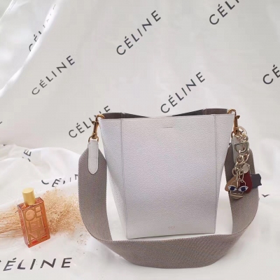 Celine SEAU SANGLE 小號（17.5*24.5*12釐米）水桶包 客戶特製提供Togo小牛皮配反毛小牛皮襯裡