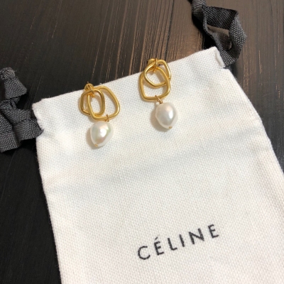 CELINE 耳釘簡約復古金色系列首飾 原版黃銅材質