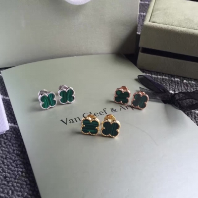 Van Cleef & Arpels 750高端精品電鍍18K真金【常規號】貨號F18198Van Cleef & Arpels 樊克雅寶 四葉草系列 天然玉石 全部系列出貨925銀5A級別 Au750工藝