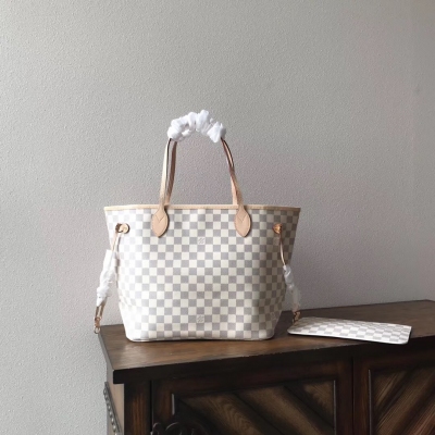 LV複刻版Louis Vuitton NEVERFULL 中號手袋 路易威登N41605 中號白格粉裡 極具傳奇色彩的 Neverfull 手袋： 總是能夠滿足您對手提包的各種需要。 容量大卻不顯笨重，挺括而手感柔軟，居