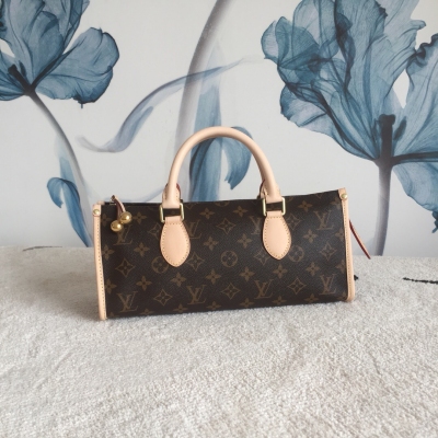 LV路易威登 Louis Vuitton 完美複刻 中古系列 老花金球手提三角包 vintage 中古包，日本購入二手開發，全鋼五金釘 實心鋼球！30*14*12cm