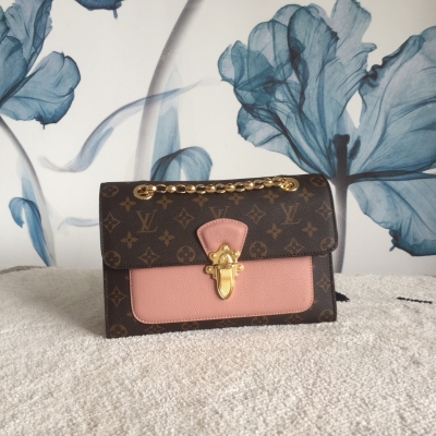 LV路易威登 Louis Vuitton 頂級原單 經典款 VICTOIRE 老花手袋 M41731，訂制老花面料配粉色進口荔紋小牛皮 26*17*9cm