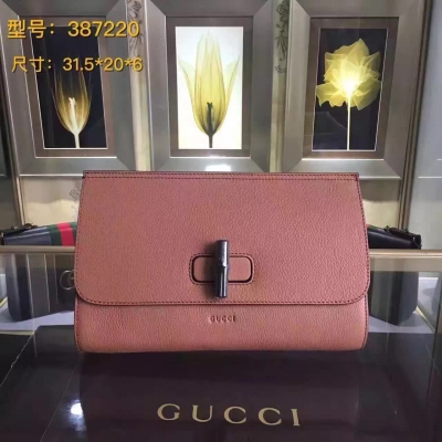 【GUCCI-古奇】十年打造專業GUCCI   市場頂級獨家控貨，專/櫃品質  採用進口牛皮，原廠五金！精緻做工。獨家實物拍照品質如圖可見 。