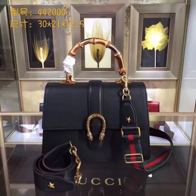 原單（小號）【GUCCI-古奇】十年打造專業GUCCI   市場頂級獨家控貨，專/櫃品質  採用進口牛皮，原廠五金！精緻做工。獨家實物拍照品質如圖可見 。款號：442000。尺寸：30*21*12.5