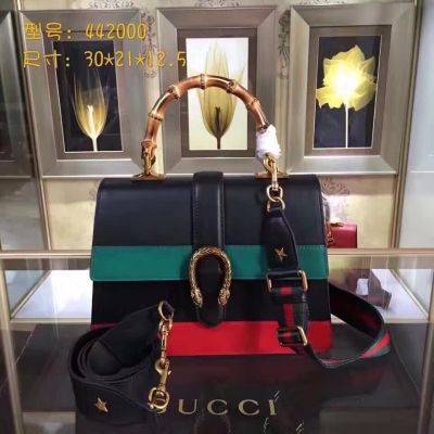 原單（小號）【GUCCI-古奇】十年打造專業GUCCI   市場頂級獨家控貨，專/櫃品質  採用進口牛皮，原廠五金！精緻做工。獨家實物拍照品質如圖可見 。款號：442000。尺寸：30*21*12.5