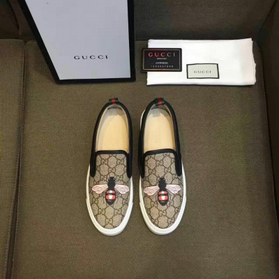 【GUCCI 】 專櫃高端貨！面料 原版皮，內裡:羊皮 腳墊 :羊皮. 簡單 百搭 舒服 只做高端貨 懂貨入手