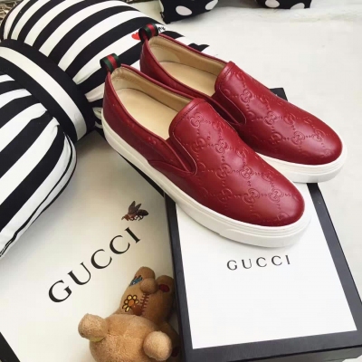 【GUCCI 】 專櫃高端貨！面料 原版皮，內裡:羊皮 腳墊 :羊皮. 簡單 百搭 舒服 只做高端貨 懂貨入手