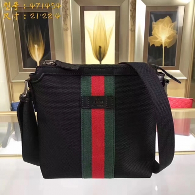 【GUCCI-古馳】十年打造專業GUCCI 市場頂級獨家控貨，專櫃品質 採用進口牛皮，原廠五金！精緻做工。 獨家實物拍照 品質如圖可見 。款號：471454。尺寸：21*22*4