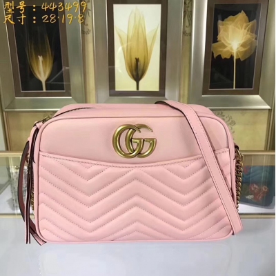 【GUCCI-古奇】十年打造專業GUCCI   市場頂級獨家控貨，專/櫃品質  採用進口牛皮，原廠五金！精緻做工。獨家實物拍照品質如圖可見 。尺寸：28*19*8。款號：443499。