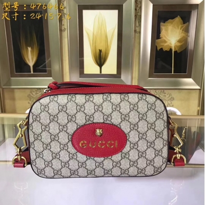 【GUCCI-古馳】 十年打造專業GUCCI 市場頂級獨家控貨， 專櫃品質 採用進口牛皮，原廠五金！精緻做工。 獨家實物拍照 品質如圖可見 。款號：476466。尺寸：24*15*7.6