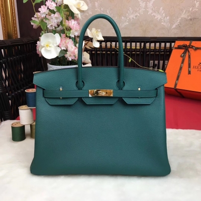 愛馬仕Hermes包包 經典款～【現貨】 BirKin35cm 原廠頂級進口小牛皮 全手工蜜蠟線縫製 老工匠手藝 細節完美無瑕疵 【森林綠】金銀扣