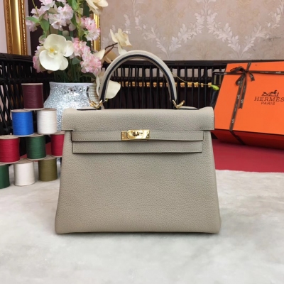 愛馬仕Hermes Kelly 25cm 進口togo皮 配機縫蠟線 原廠五金 【風衣灰】金扣 每一個環節都力求完美 ，每一針一線都透著工匠精神！