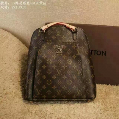 原版老花Louis Vuitton 最新爆款出貨 多功能包可雙肩、專櫃同款高品質型正，物美，細節見詳圖N多MM們的最愛