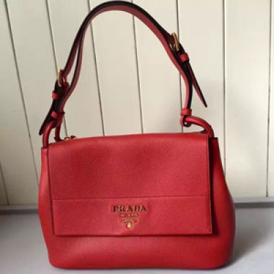 PRADA 專櫃2016ss單肩包1BD052。 粒面小牛皮女士手袋 小羊皮內裡 裡外全皮！30*21*14cm