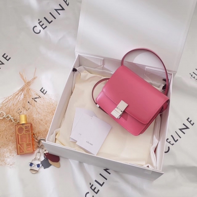 CELINE BOX 原單質量 鎖扣採用作舊復古風，升級彈簧，包邊壓有防偽壓線 ！油邊升級 皮定了好久才出貨呢 皮面帶有一點亮 品質保證非常有質感 配專櫃包裝 小號17cm