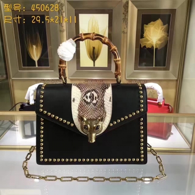 【GUCCI-古奇】   十年打造專業GUCCI     市場頂級獨家控貨，專/櫃品質   採用進口牛皮，原廠五金！精緻做工。 獨家實物拍照  品質如圖可見     。款號：450628。尺寸：32*24*11