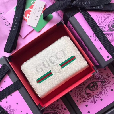 【GUCCI-古馳】十年打造專業GUCCI 市場頂級獨家控貨，專櫃品質 採用進口牛皮，原廠五金！精緻做工。獨家實物拍照品質如圖可見 。款號：496319尺寸：12*9*2.5