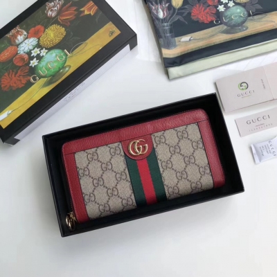 【GUCCI-古馳】十年打造專業GUCCI 市場頂級獨家控貨，專櫃品質 採用進口牛皮，原廠五金！精緻做工。獨家實物拍照品質如圖可見 。款號：523154尺寸：19*10*2.5