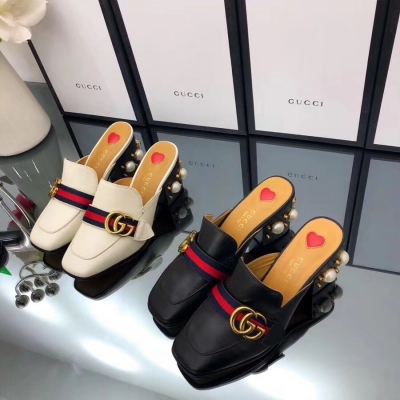 GUCCI 古馳經典拖鞋系列 [4公分中跟7.5cm珍珠跟版] 高端定制 原版複刻 進口牛皮面，羊皮墊腳內裡 原版G扣 板型超正 做工非常好 超級百搭不過時！碼數34-40