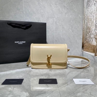 YSL Yves Saint laurent 聖羅蘭 SOLFERINO BOX 2020 IT BAG 必火爆款，還沒上市就攻陷了整個時尚圈，懷舊左岸，靈感來自巴黎左岸街名Rue De Solferino為名！包包採用原