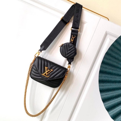 LOUIS VUITTON LV 路易威登 M56466 M56461 Multi Pochette New Wave手袋由柔滑的絎縫小牛皮構築而成，活力設計，可調節肩帶，做舊感的金屬飾件，古銅金色鏈條與路**登銘紋提花肩