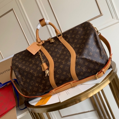 LOUIS VUITTON LV 路易威登 M44880 頂級原單 KEEPALL 50 旅行袋（配肩帶）男裝藝術總監Virgil Abloh以新穎的設計概念為品牌鍾愛的KEEPALL 50旅行袋注入清新氣息，經典之中，更