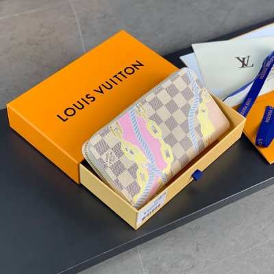 LV路易威登 LOUIS VUITTON LV路易威登 N40480 白格絲印！Zippy 拉鍊錢夾是路易威登的經典設計之一, 這款錢夾以 Damier 帆布製造, 可裝紙幣, 信用卡, 小零錢和證件等。19x10。