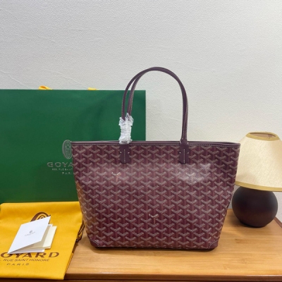 Goyard戈雅 原單貨 獨家包裝 GOyard Artois手提包，採用更為挺括的特殊帆布面料，全縫製拉鍊更突出日常實用性，Artois是唯一一款特有的紅線雙縫合設計，原版購入開發,兩個尺寸，小號:袋口40cm底長30cm高25cm寬14