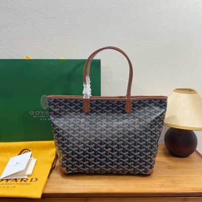 Goyard戈雅 原單貨 獨家包裝 GOyard Artois手提包，採用更為挺括的特殊帆布面料，全縫製拉鍊更突出日常實用性，Artois是唯一一款特有的紅線雙縫合設計，原版購入開發,兩個尺寸，小號:袋口40cm底長30cm高25cm寬14