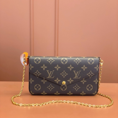 LV路易威登 特級MB晶片版原廠皮 POCHETTE FéLICIE 鏈條包 型號：M81896 材料：A級全鋼五金，進口原廠面料 尺寸：21x12x3cm